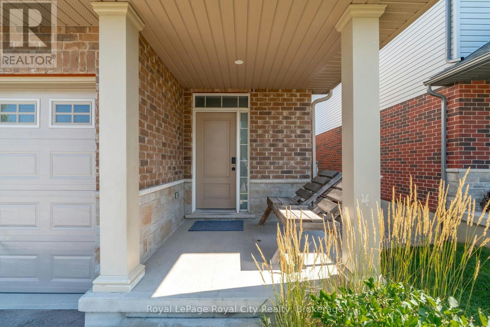 7-269 Watson Parkway N, Guelph, ON, N1E 0R3 - 2