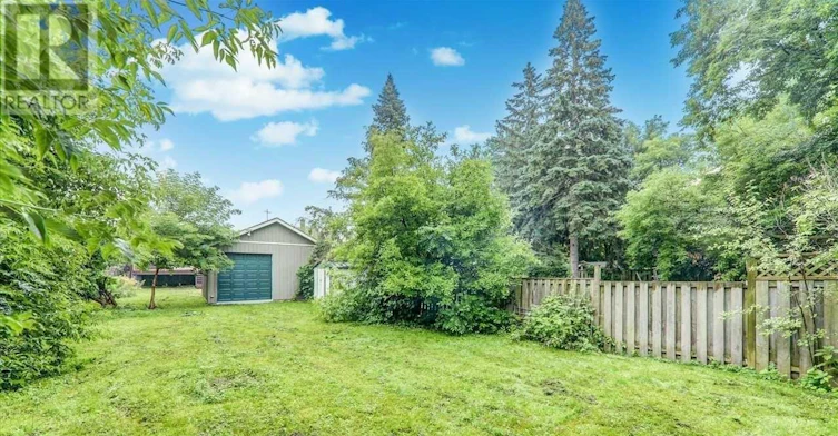 MAIN-212 Burk Street, Oshawa, ON, L1J 4C3 - 6