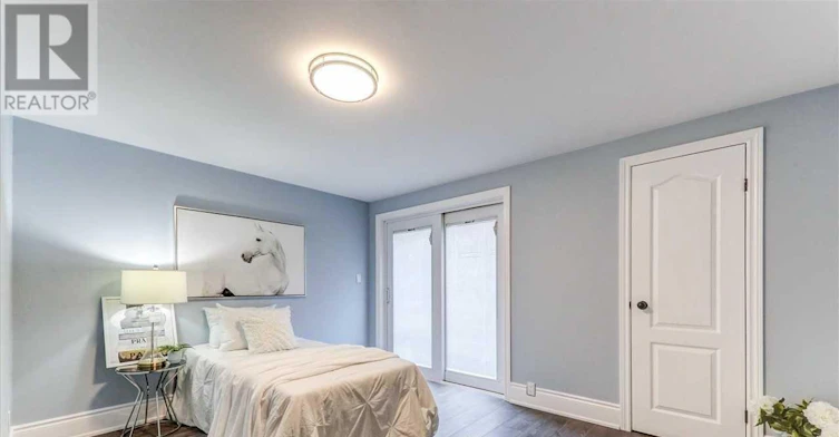 MAIN-212 Burk Street, Oshawa, ON, L1J 4C3 - 12