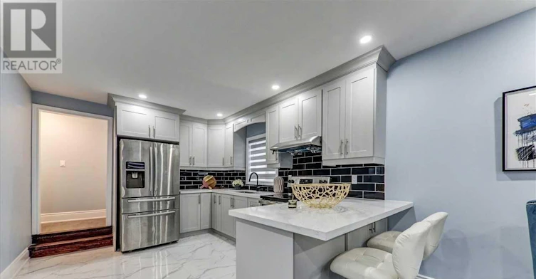 MAIN-212 Burk Street, Oshawa, ON, L1J 4C3 - 8