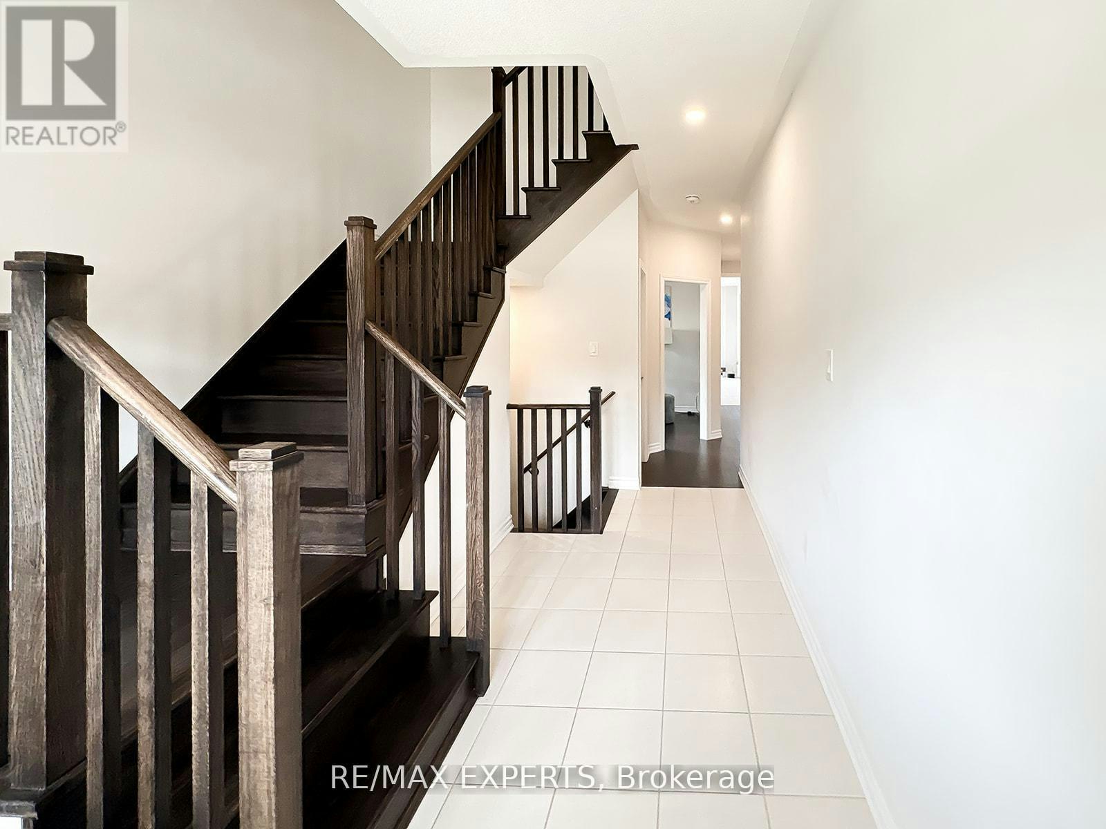 1426 Farrow Crescent, Innisfil, ON, L9S 0L6 - 3