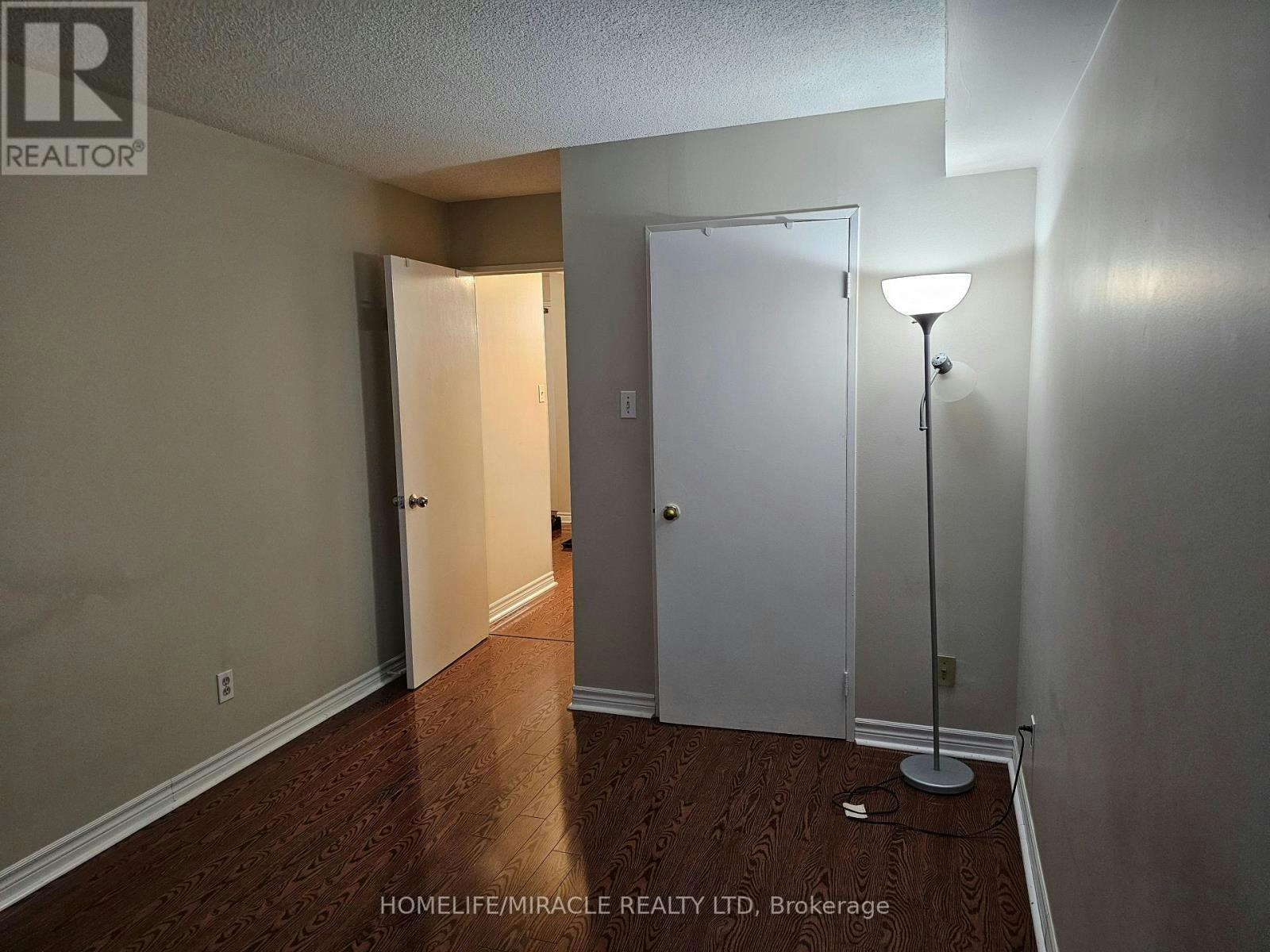 214-115 Hillcrest Avenue, Mississauga, ON, L5B 3Y9 - 7