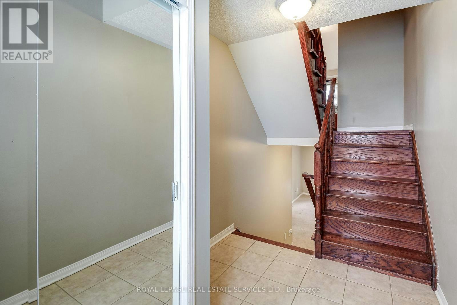 FURNISHED-2353 Saddlecreek Crescent, Oakville, ON, L6M 5J7 - 4