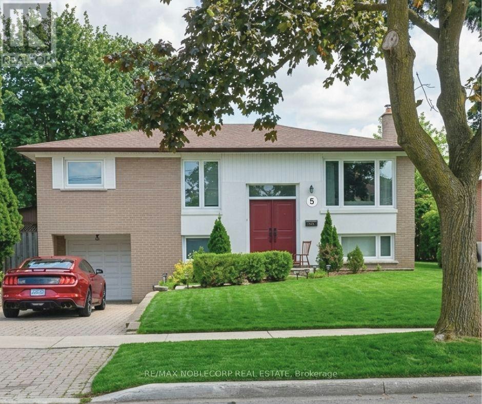 5 Conamore Crescent, Toronto, ON, M3J 1H2