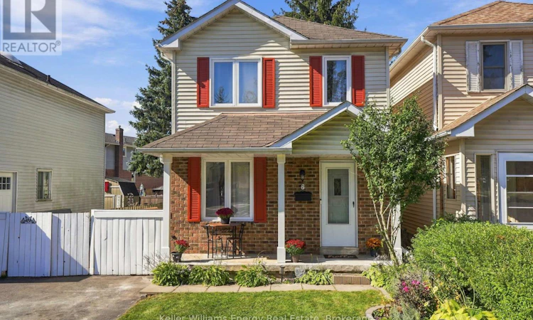6 Overbank Drive
