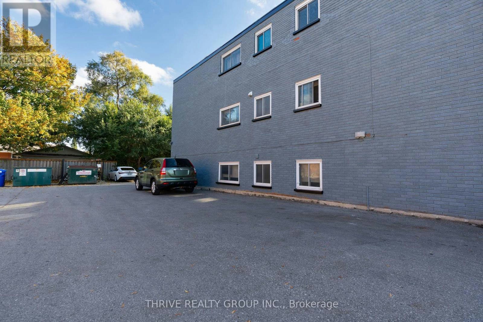3-153 Godfrey Drive E, London, ON, N5V 2E8 3