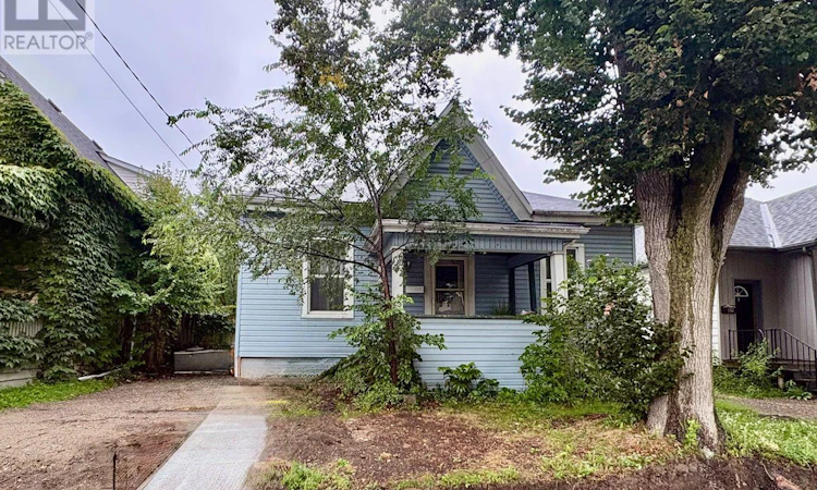 563 Ontario Street