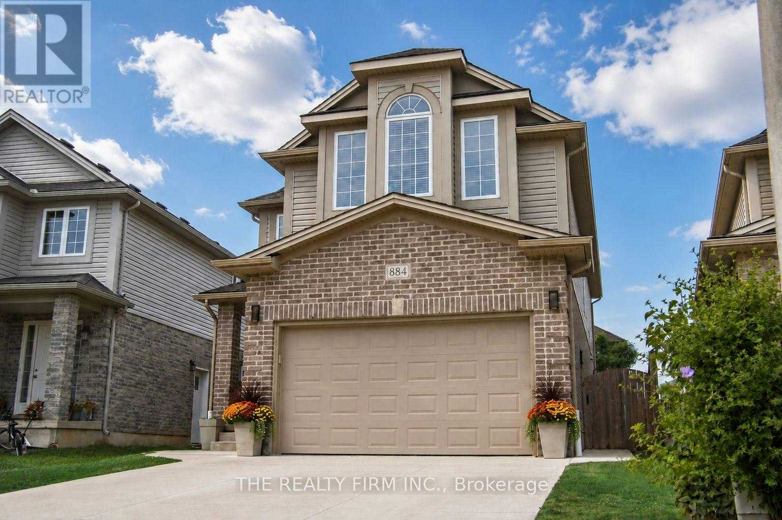 884 Reeves Avenue, London, ON, N6G 0G9