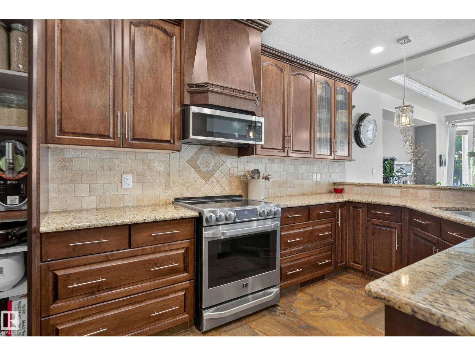 20 Kingsmoor Cl, St. Albert, AB, T8N 0X2 - 9