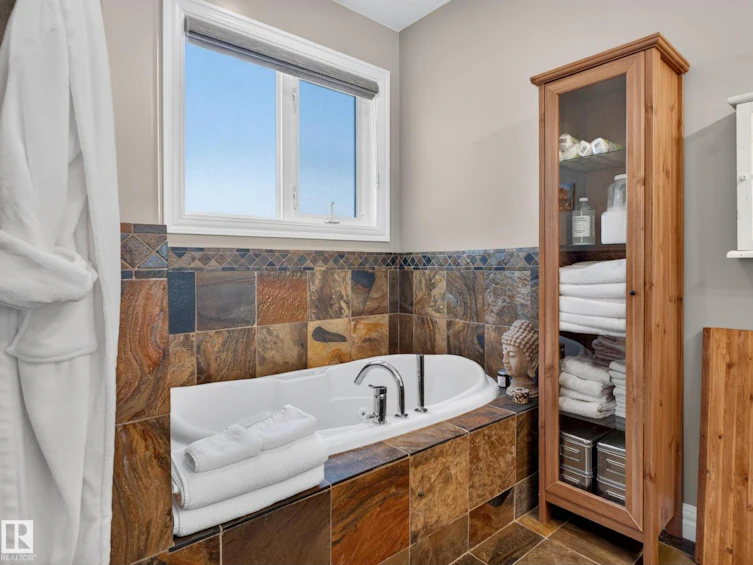 20 Kingsmoor Cl, St. Albert, AB, T8N 0X2 - 22