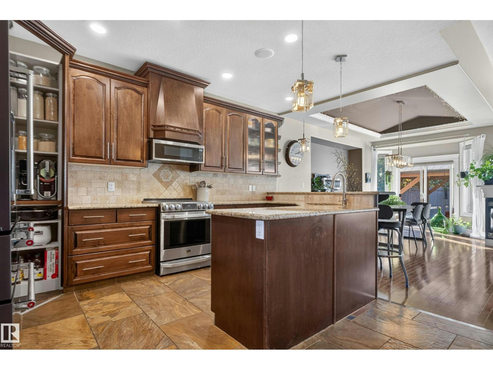 20 Kingsmoor Cl, St. Albert, AB, T8N 0X2 - 8