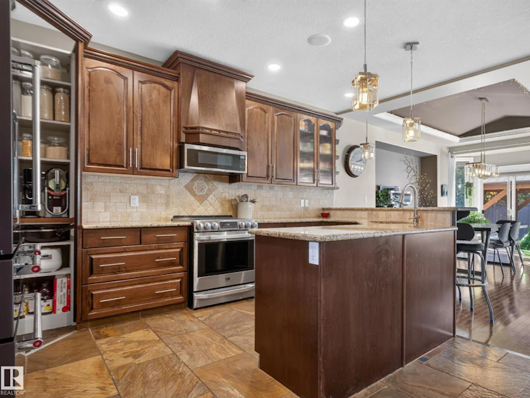 20 Kingsmoor Cl, St. Albert, AB, T8N 0X2 - 8
