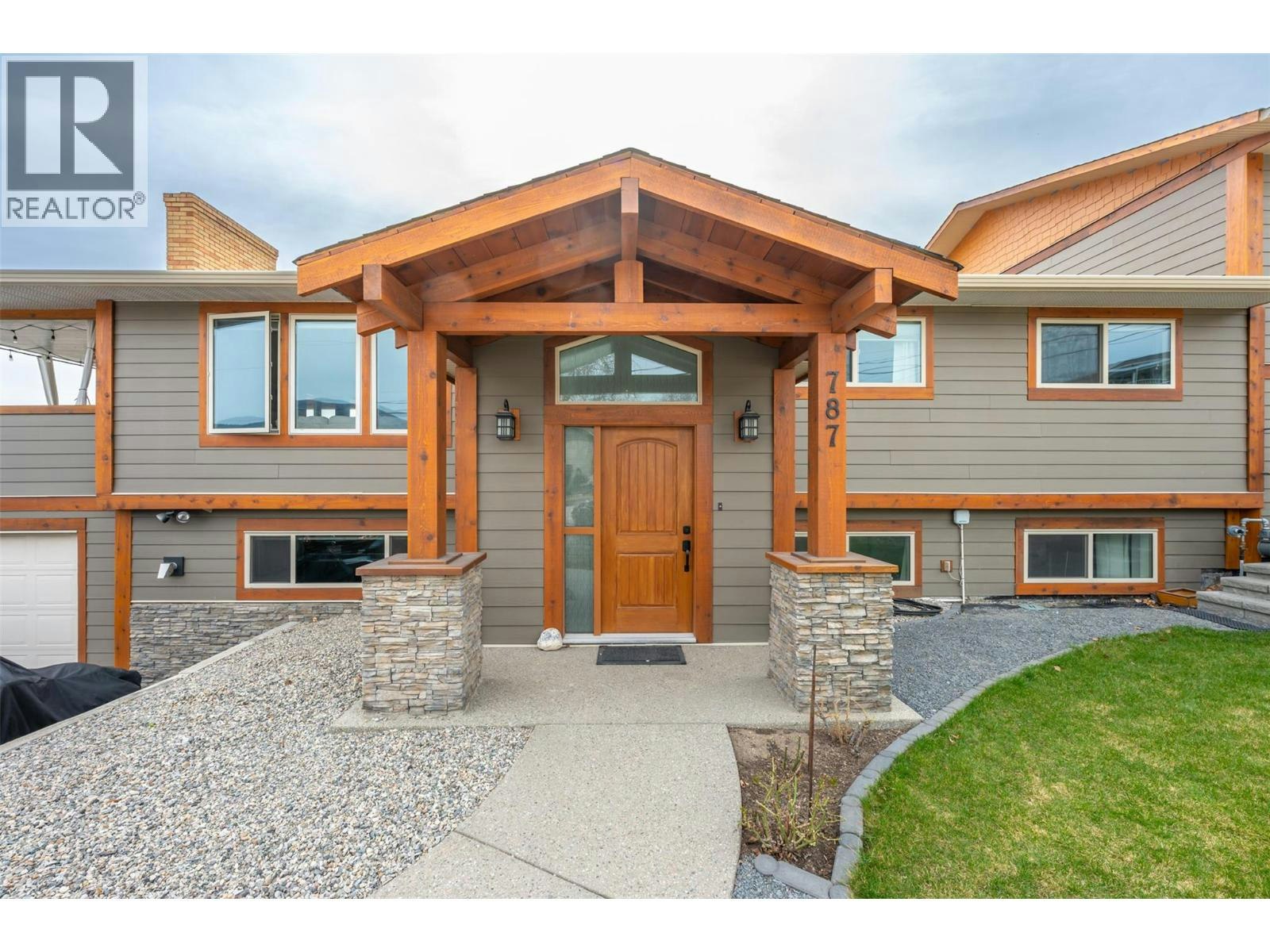 787 Kettle Avenue, Oliver, BC, V0H 1T0