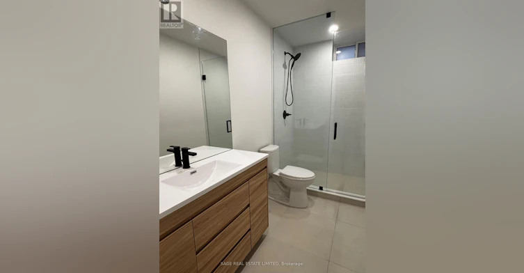 WALK OUT-22 Austin Terrace, Toronto, ON, M5R 1X9 - 14