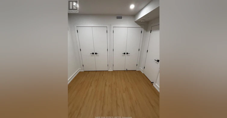 WALK Out 22a Austin Terrace, Toronto, ON, M5R 1X9 - 10