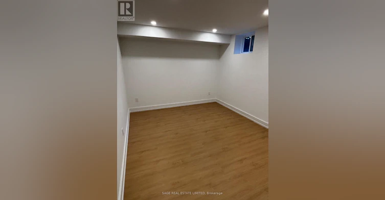 WALK Out 22a Austin Terrace, Toronto, ON, M5R 1X9 - 15