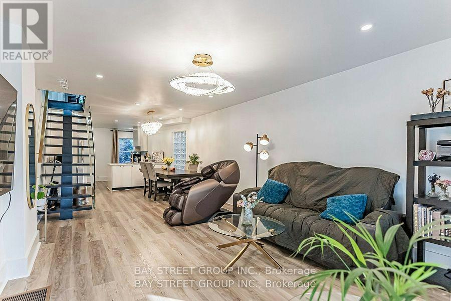 397 Kingston Road, Toronto, ON, M4L 1V1 - 8