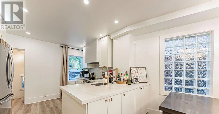 397 Kingston Road, Toronto, ON, M4L 1V1 - 7