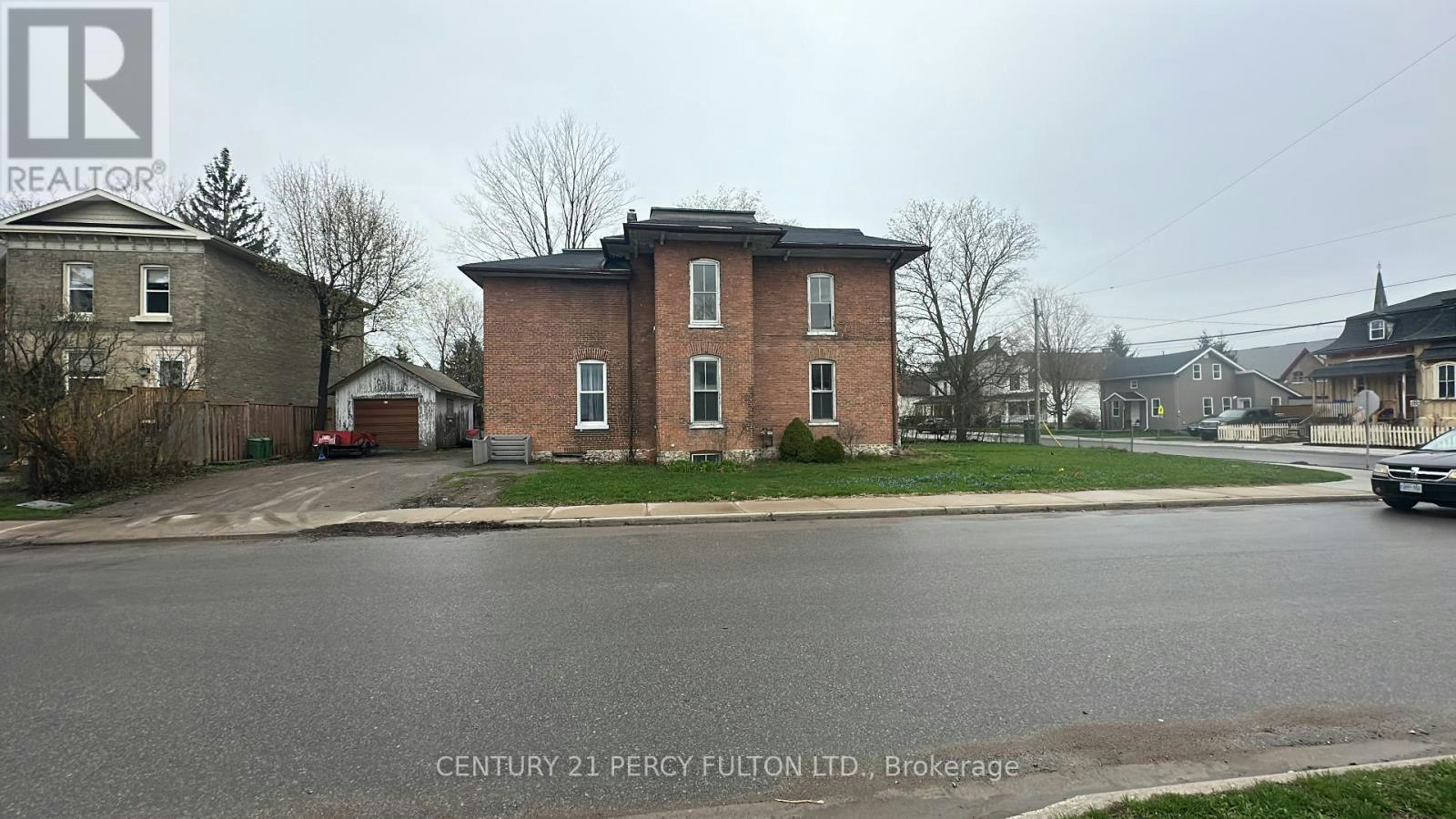 23 Glenelg Street W, Kawartha Lakes, ON, K9V 2T9 - 2