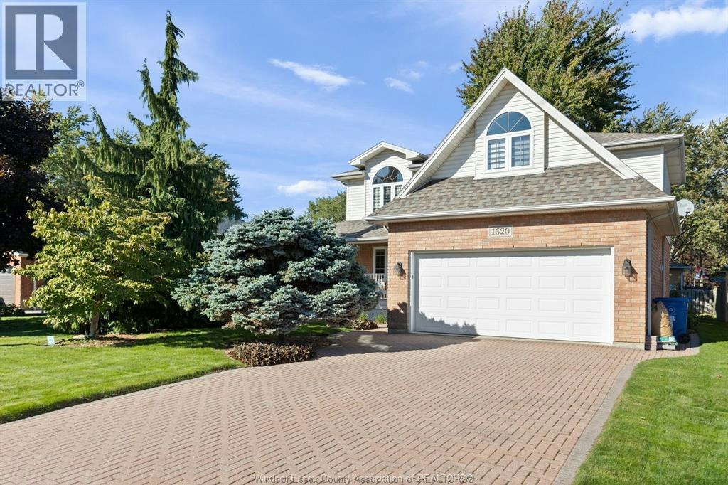 1620 Maple, Lasalle, ON, N9J 3L2