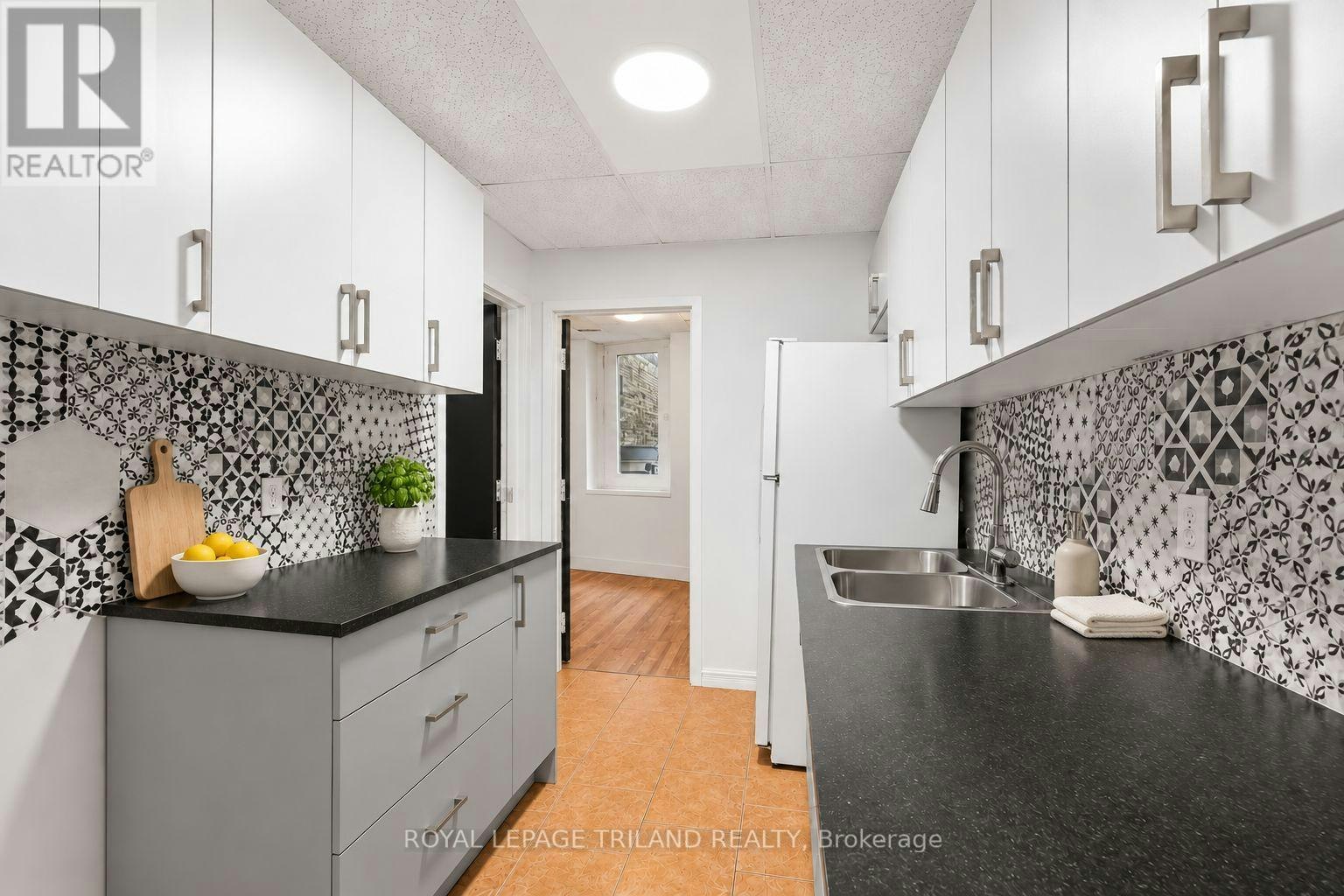 1-525 Richmond Street, London, ON, N6A 3E8 - 4
