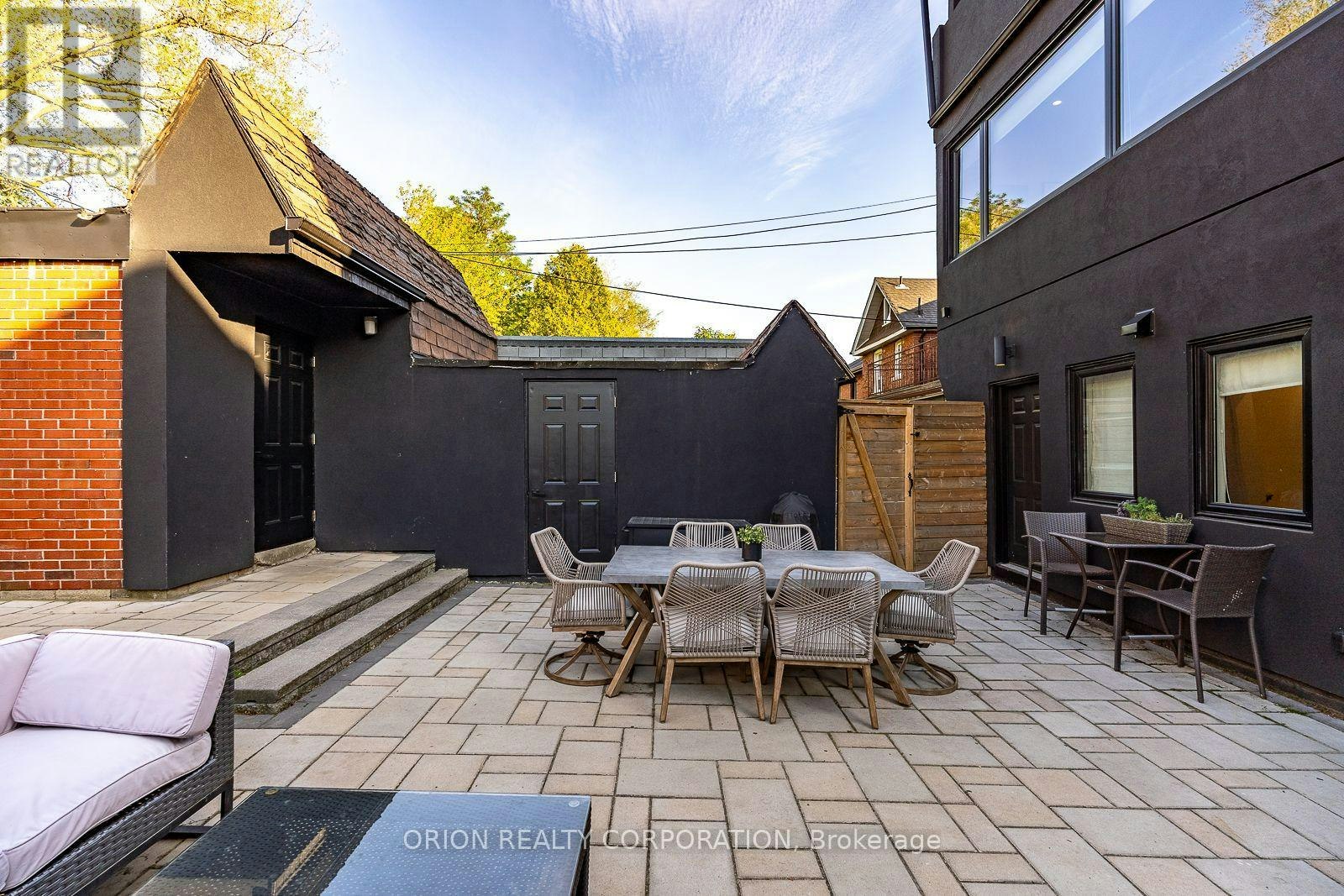 A-185 Glenholme Avenue, Toronto, ON, M6E 3C5 - 23