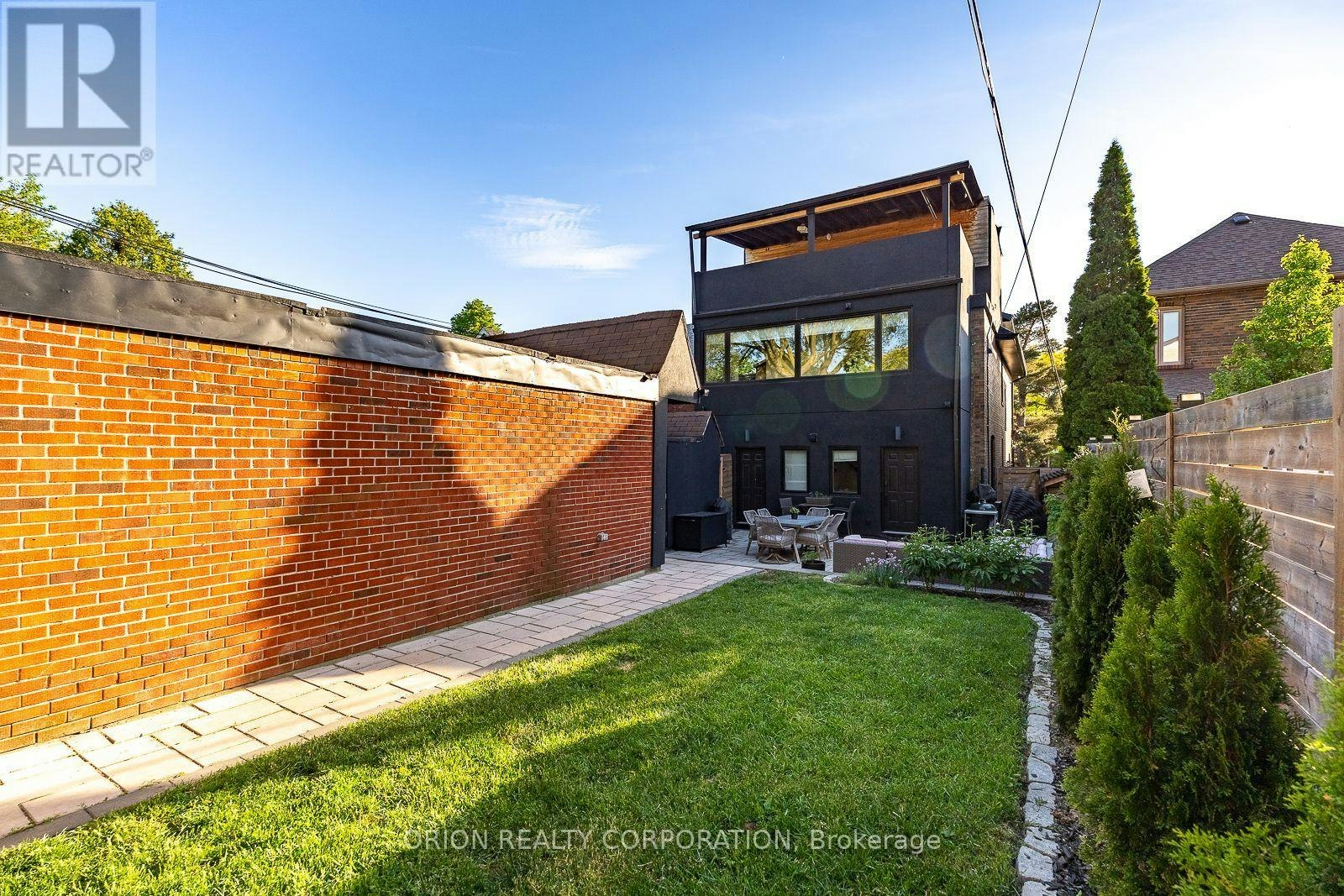 A-185 Glenholme Avenue, Toronto, ON, M6E 3C5 - 26