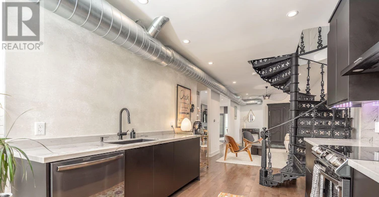 A-185 Glenholme Avenue, Toronto, ON, M6E 3C5 - 4