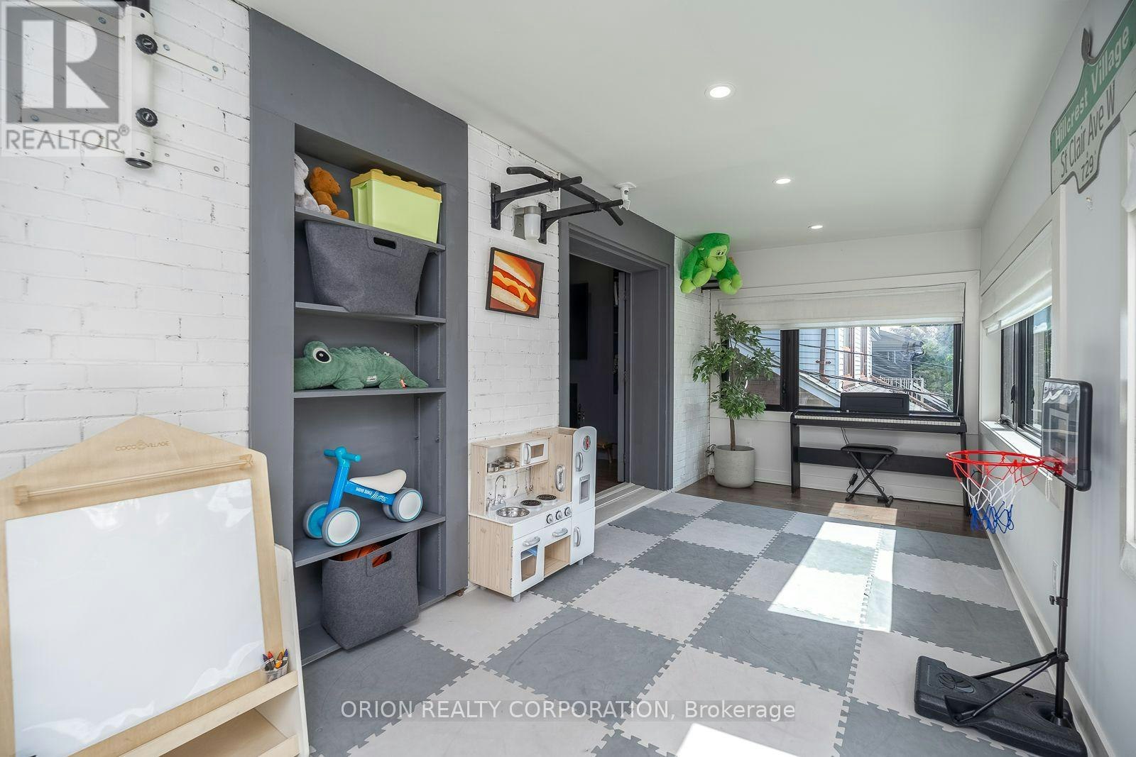 A-185 Glenholme Avenue, Toronto, ON, M6E 3C5 - 11
