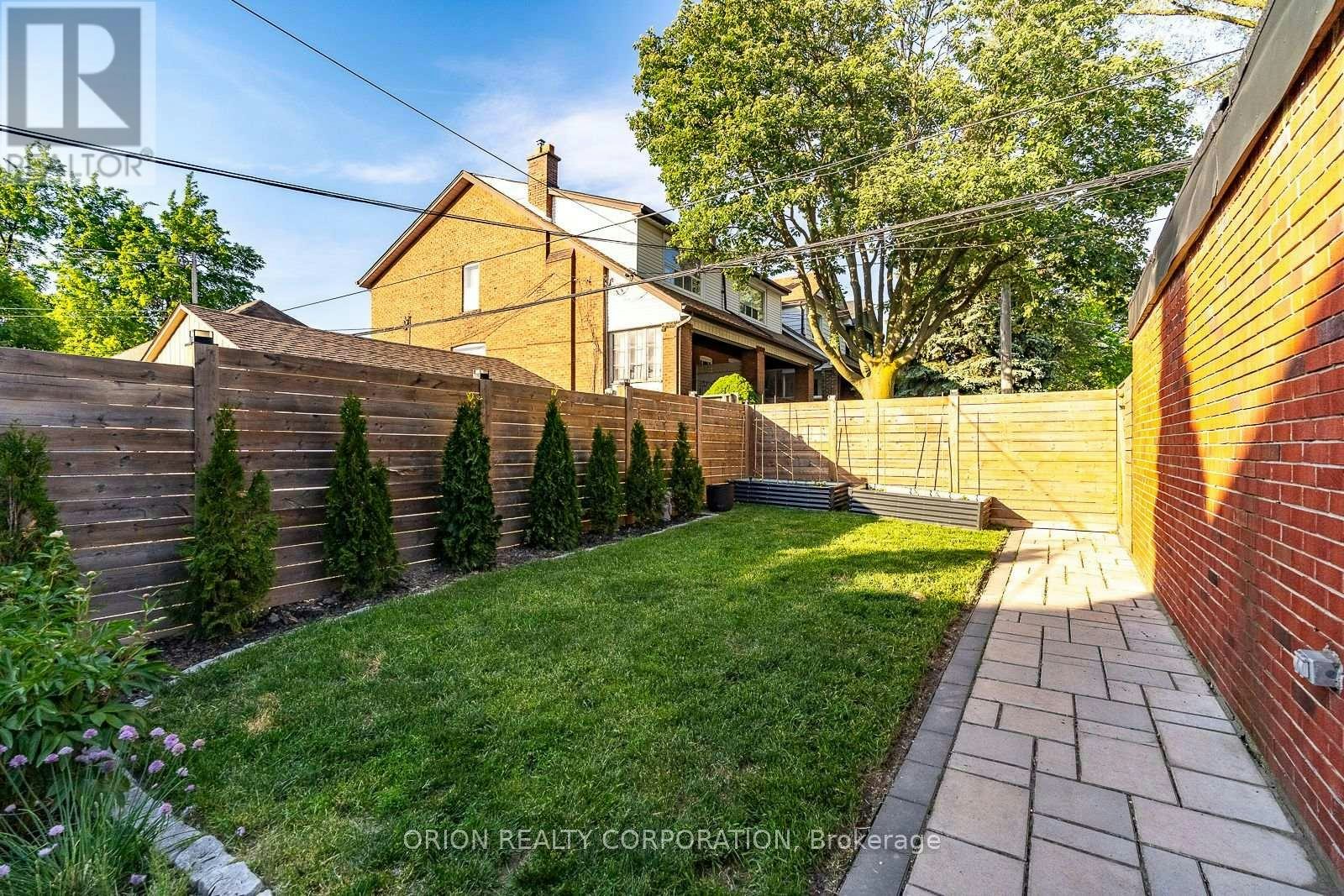 A-185 Glenholme Avenue, Toronto, ON, M6E 3C5 - 25