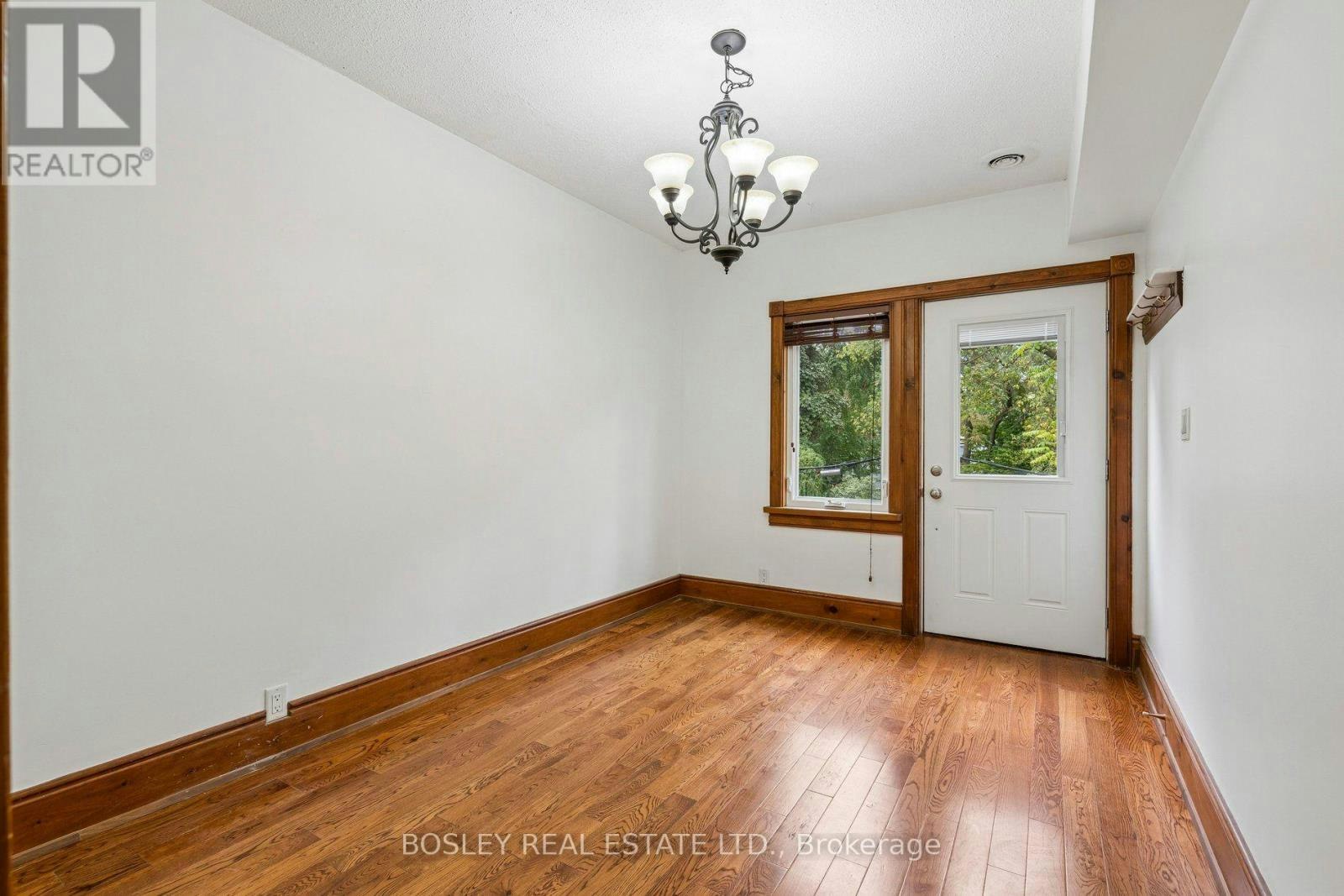 UPPER-297 Sumach Street, Toronto, ON, M5A 3K4 - 10