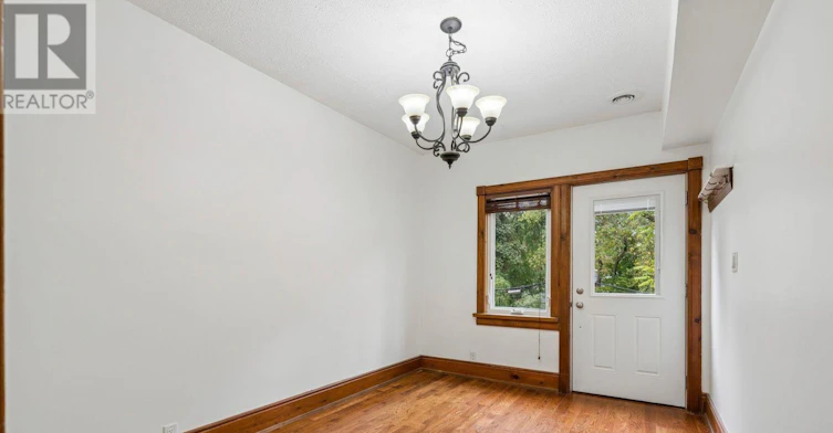 UPPER-297 Sumach Street, Toronto, ON, M5A 3K4 - 10