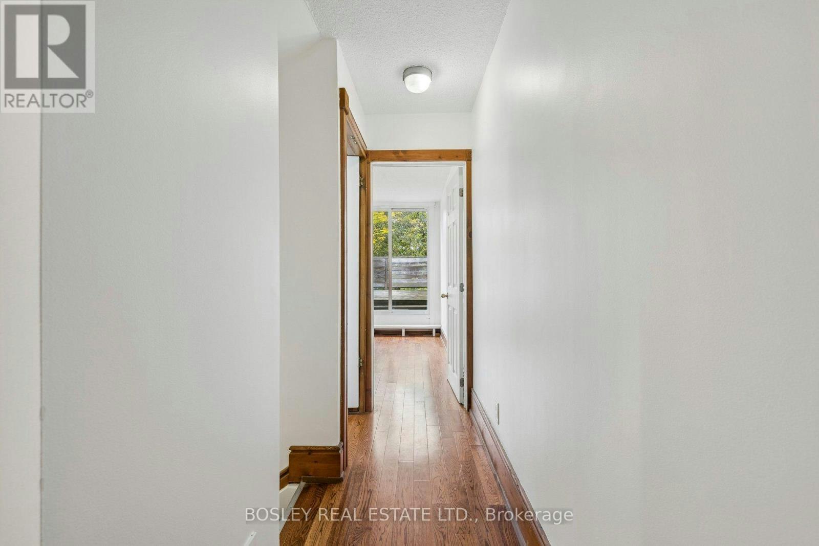 UPPER-297 Sumach Street, Toronto, ON, M5A 3K4 - 22