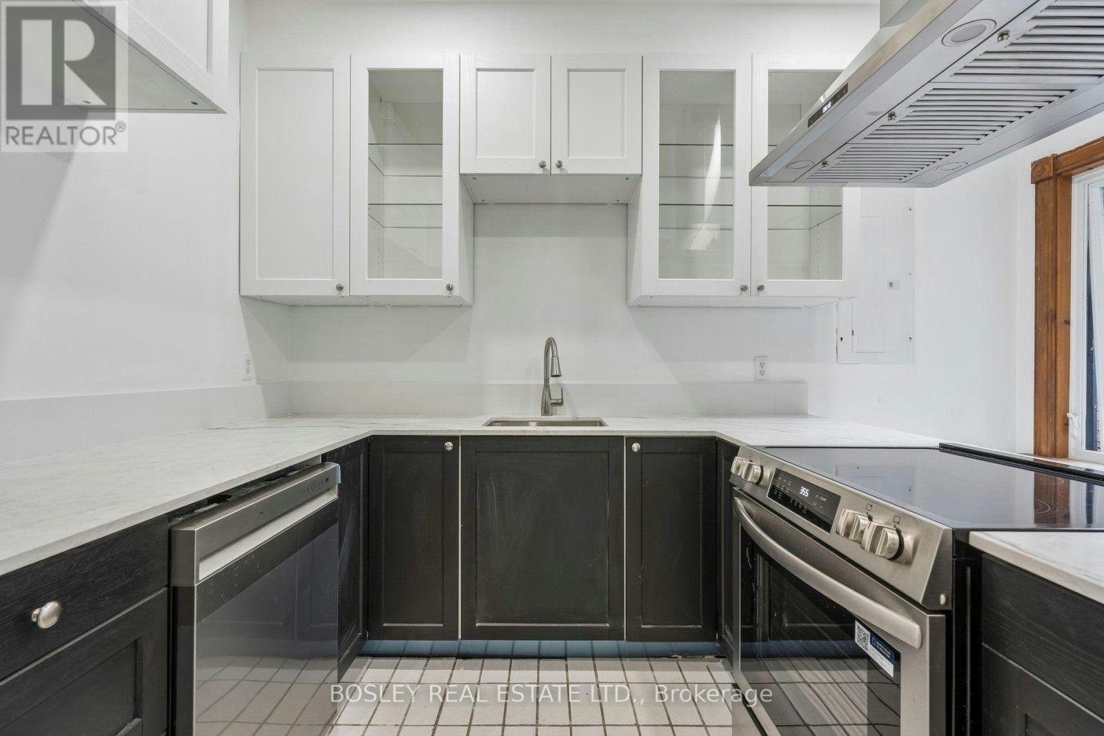 UPPER-297 Sumach Street, Toronto, ON, M5A 3K4 - 8
