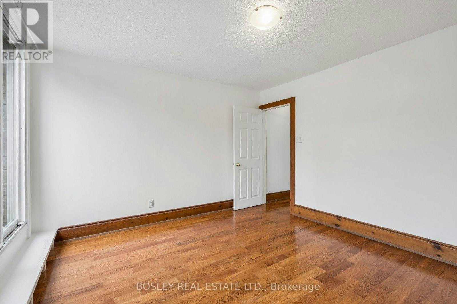 UPPER-297 Sumach Street, Toronto, ON, M5A 3K4 - 26