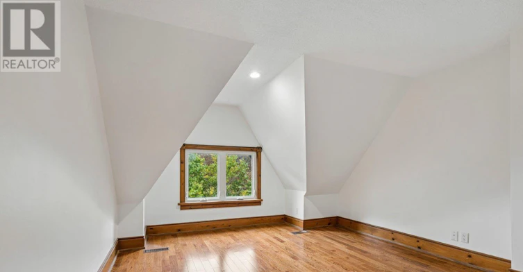 UPPER-297 Sumach Street, Toronto, ON, M5A 3K4 - 14