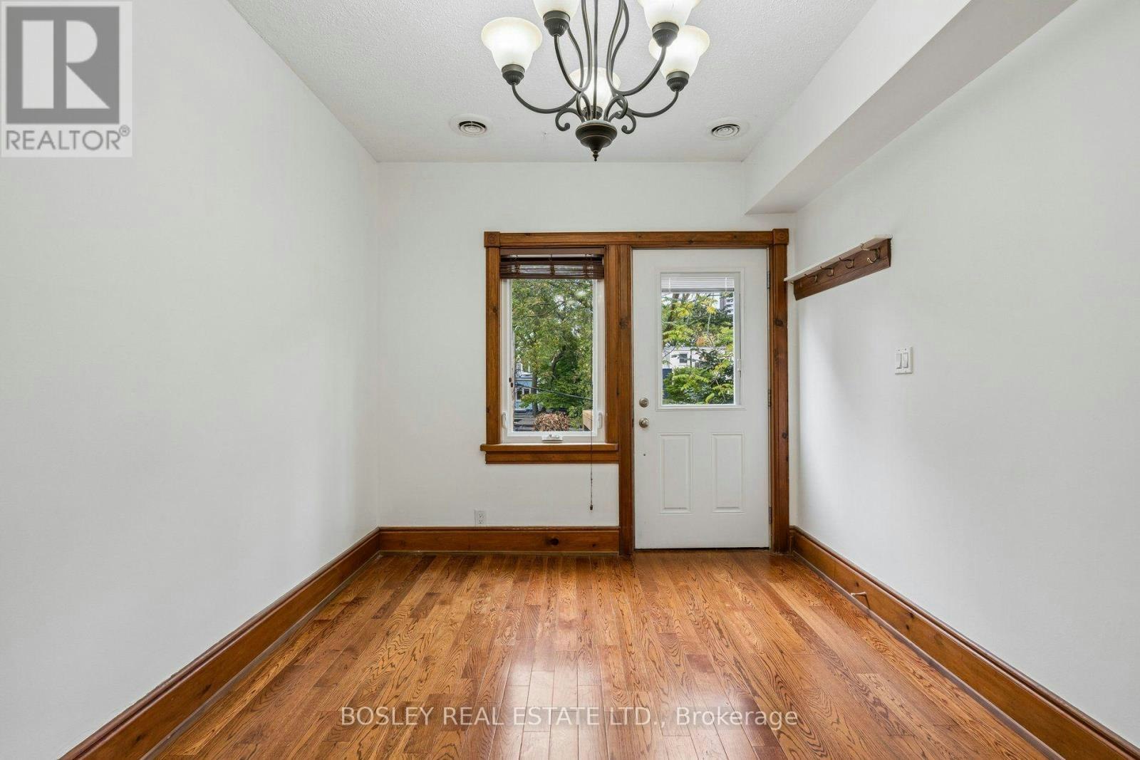 UPPER-297 Sumach Street, Toronto, ON, M5A 3K4 - 11