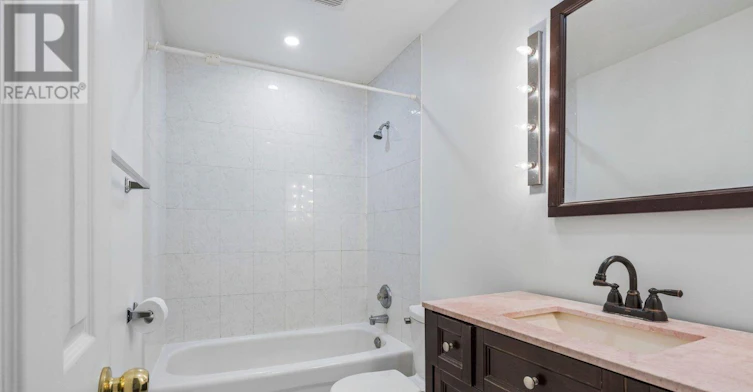 UPPER-297 Sumach Street, Toronto, ON, M5A 3K4 - 20