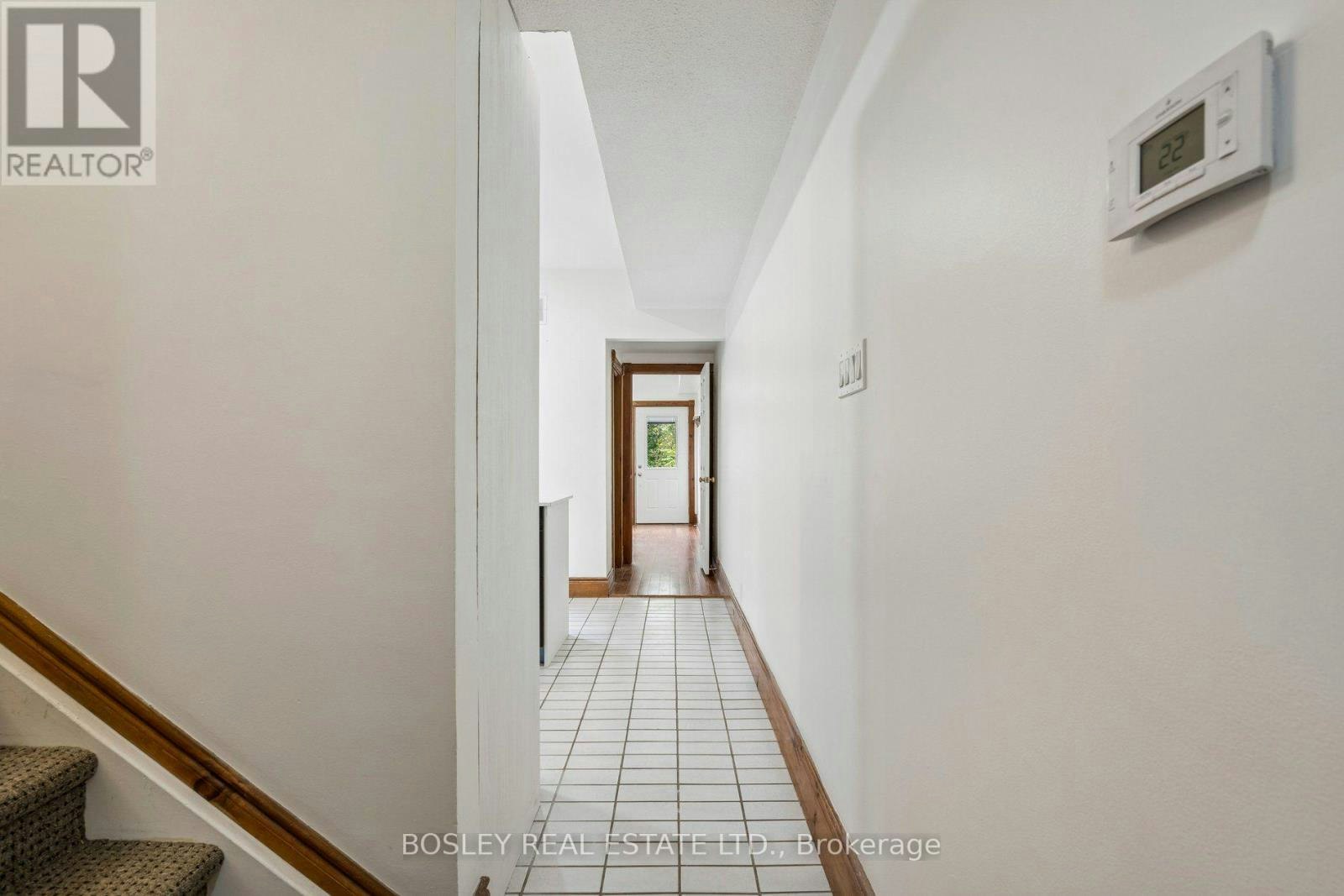 UPPER-297 Sumach Street, Toronto, ON, M5A 3K4 - 4