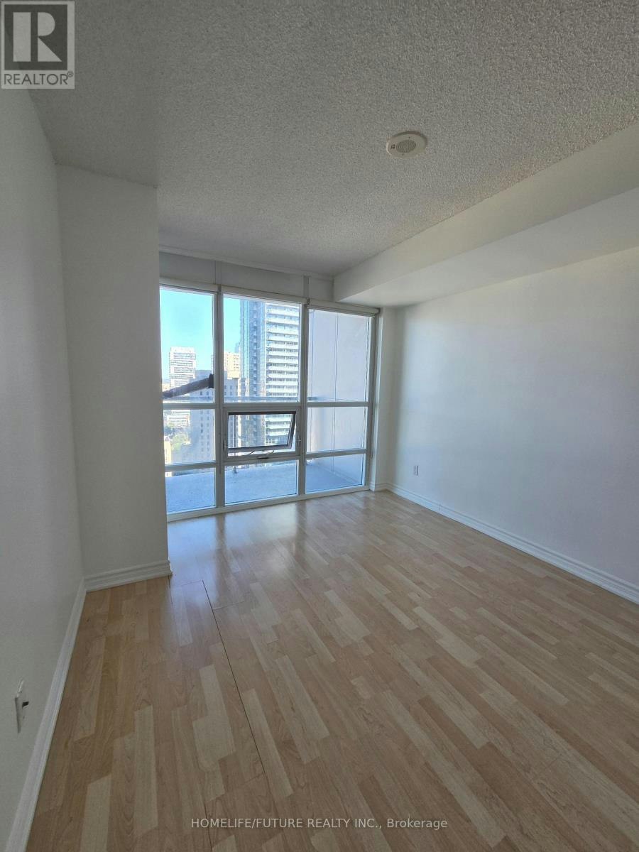 2404-761 Bay Street, Toronto, ON, M5G 2R2 - 7