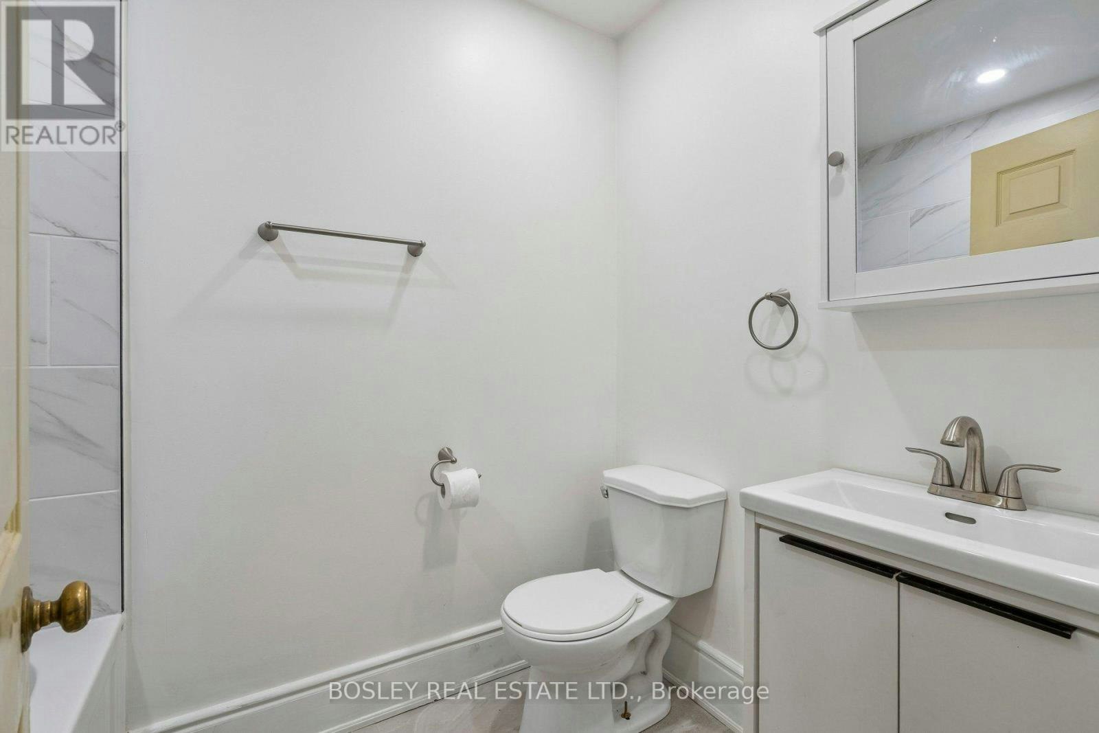 MAIN-297 Sumach Street, Toronto, ON, M5A 3K4 - 25