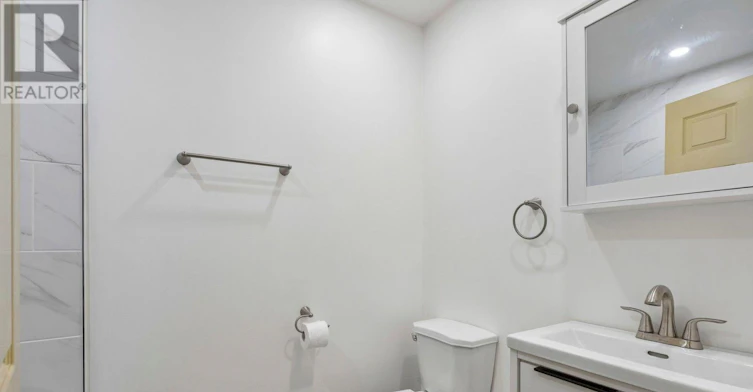 MAIN-297 Sumach Street, Toronto, ON, M5A 3K4 - 25