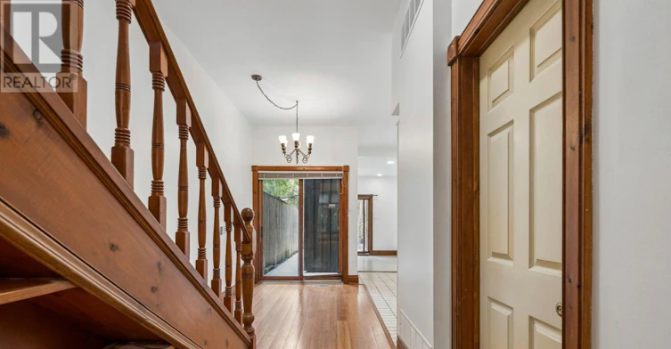 MAIN-297 Sumach Street, Toronto, ON, M5A 3K4 - 9