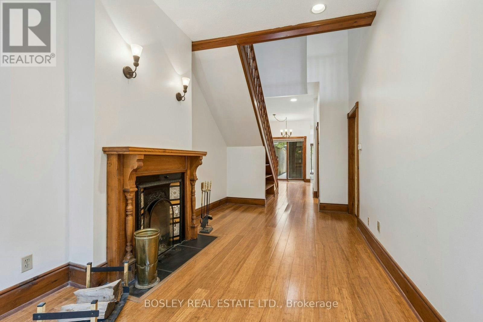 MAIN-297 Sumach Street, Toronto, ON, M5A 3K4 - 4