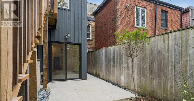 MAIN-297 Sumach Street, Toronto, ON, M5A 3K4 - 32