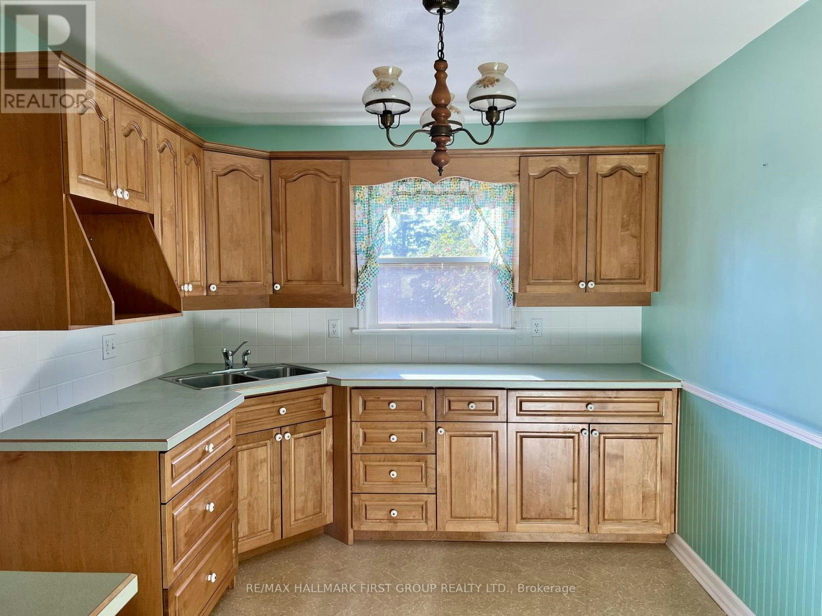 1984 Glendale Drive, Pickering, ON, L1V 1V7 - 13