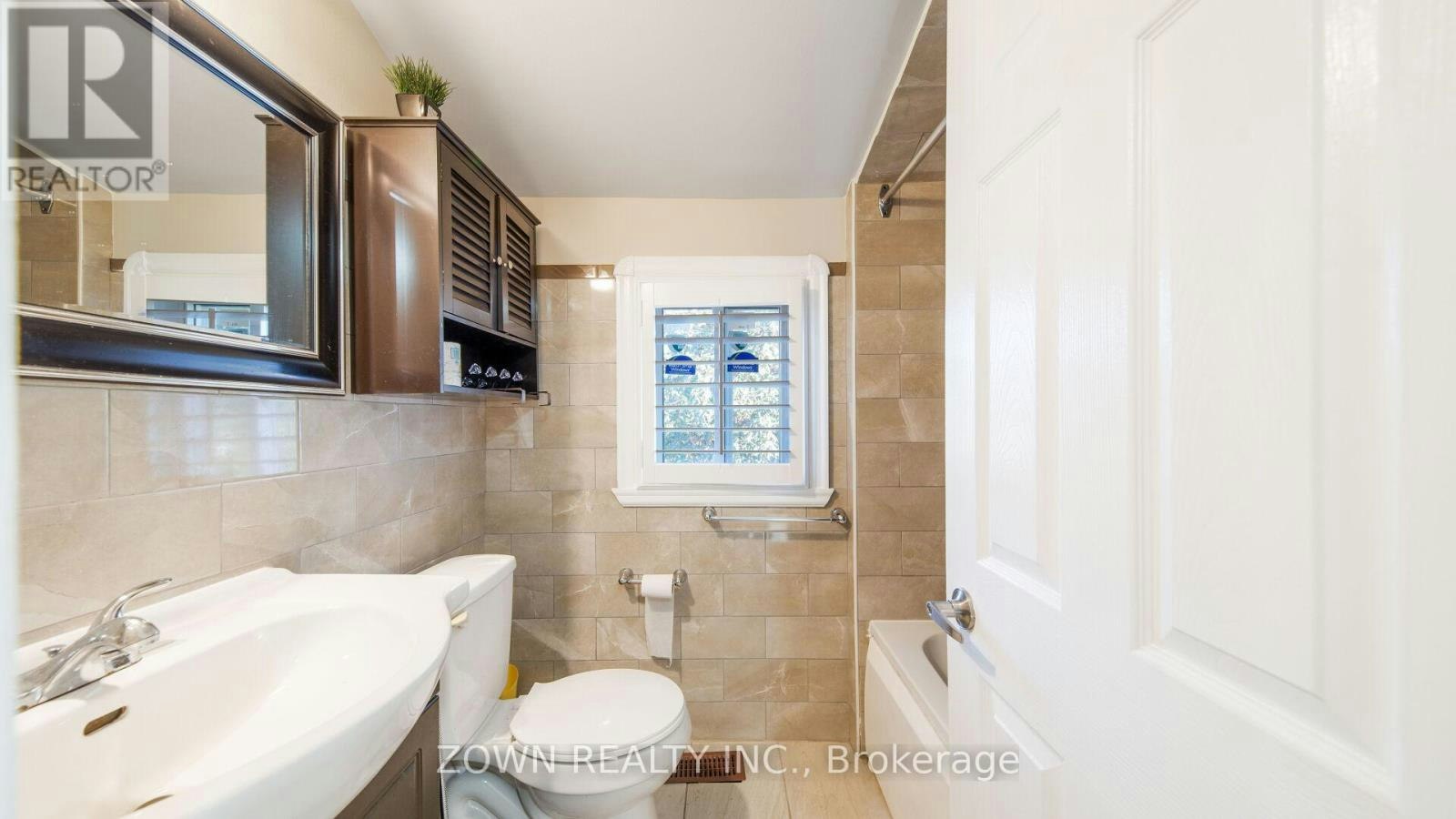 MAIN-63 Biscayne Boulevard, Toronto, ON, M1R 1A1 - 34