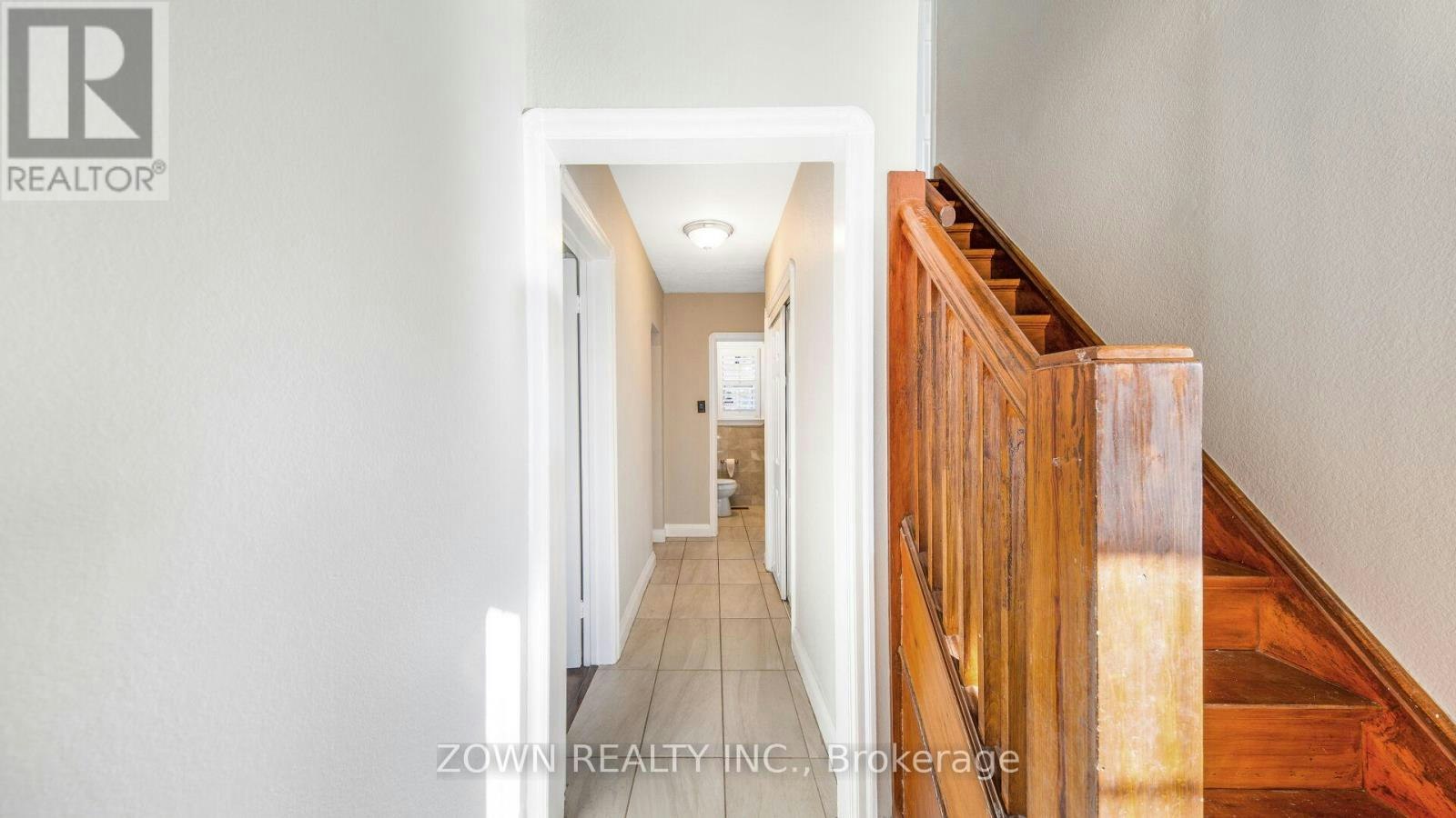 MAIN-63 Biscayne Boulevard, Toronto, ON, M1R 1A1 - 9