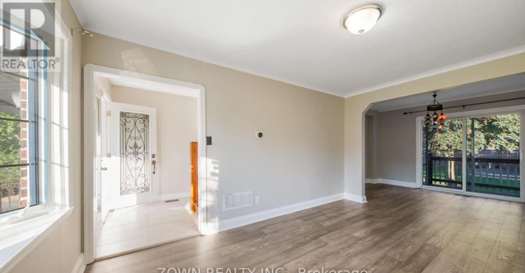 MAIN-63 Biscayne Boulevard, Toronto, ON, M1R 1A1 - 12