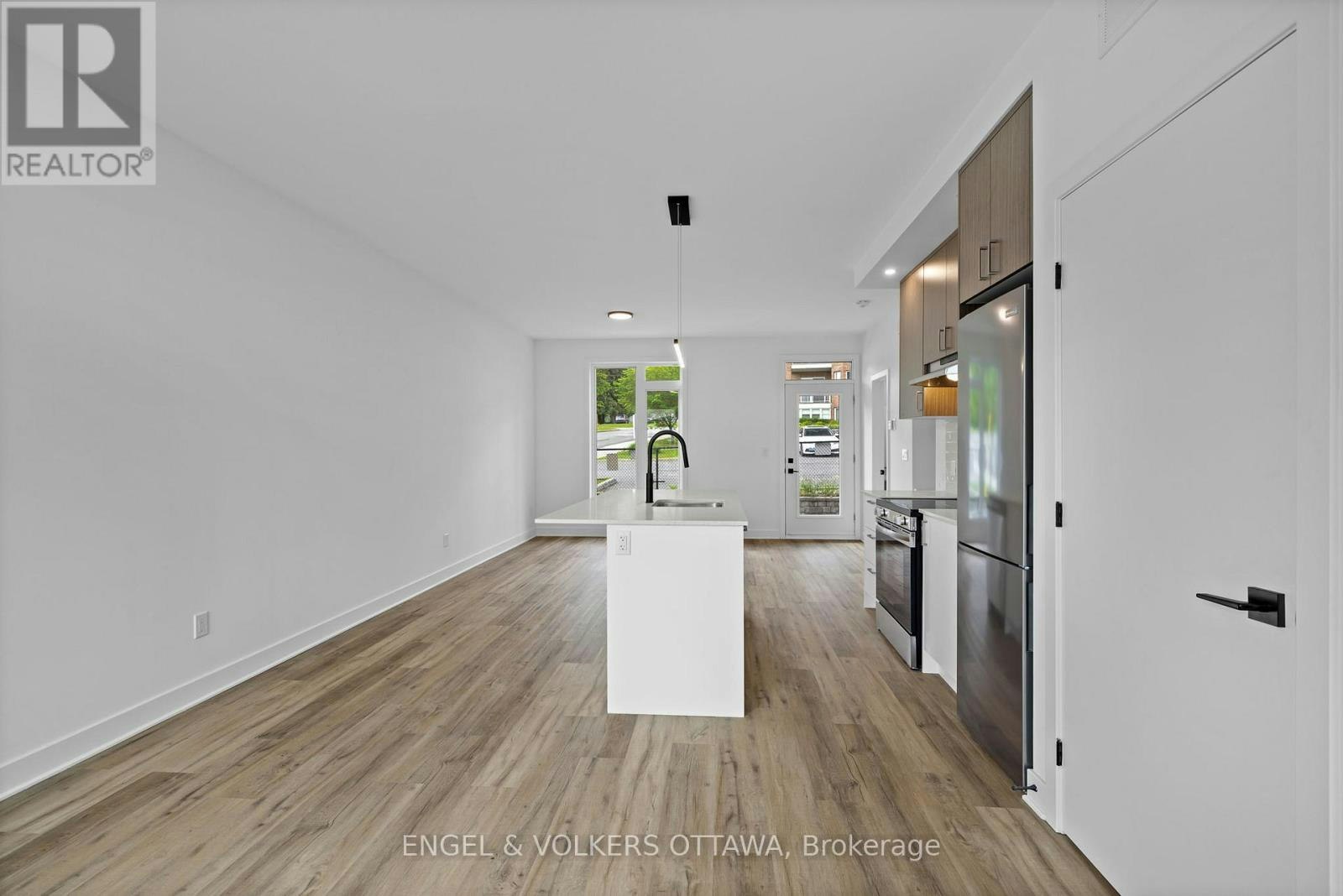 F-1260 Marenger Street, Ottawa, ON, K1C 1S2 - 4